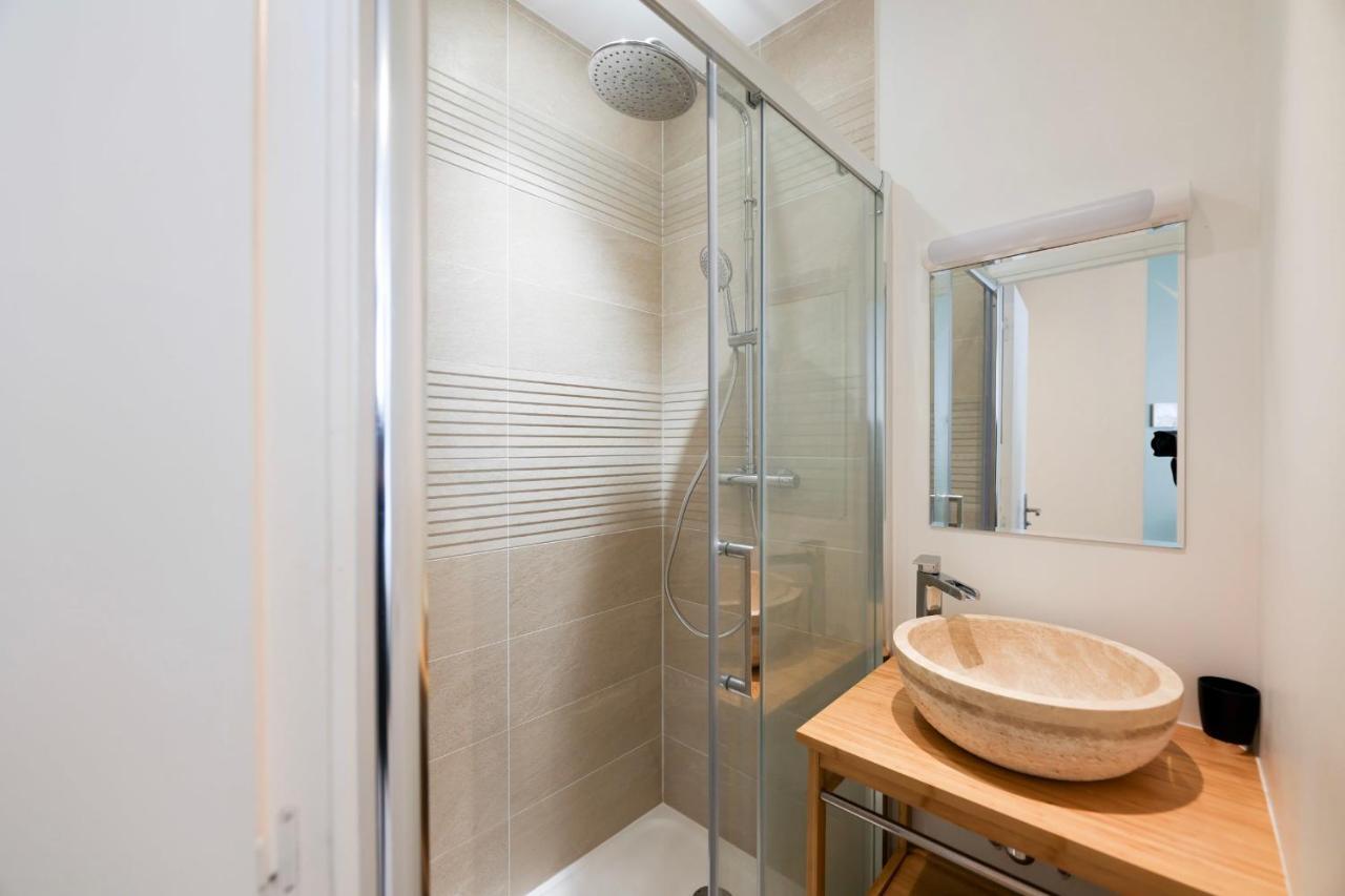 Green Apartment Near Montmartre And Opera Paryż Zewnętrze zdjęcie